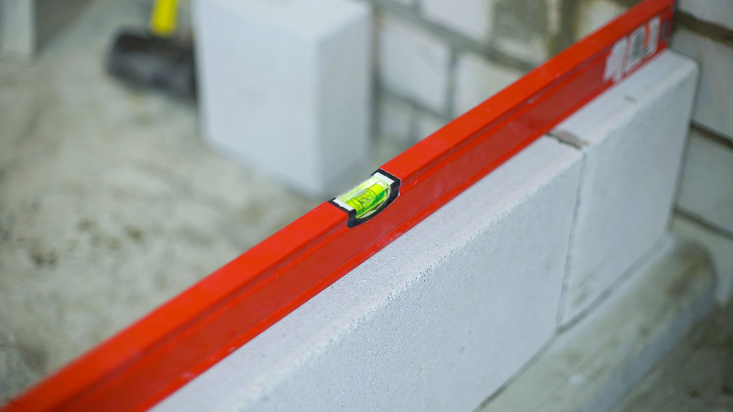 spirit level on roof